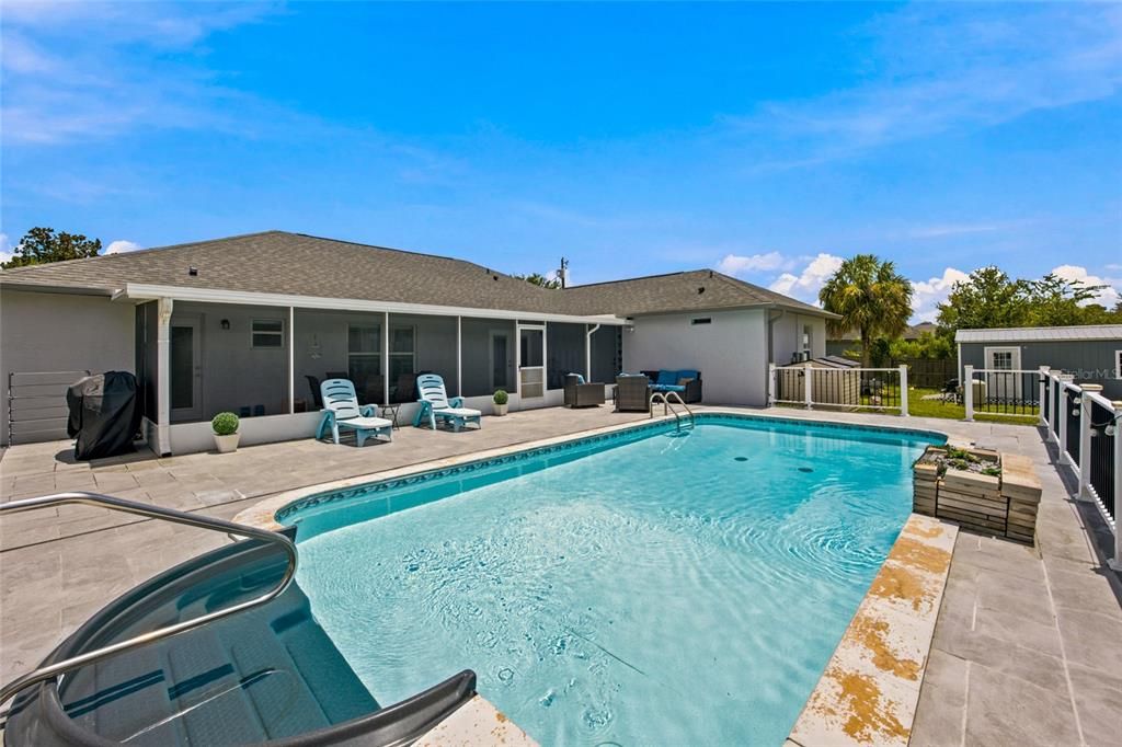 Active With Contract: $439,900 (4 beds, 2 baths, 2238 Square Feet)