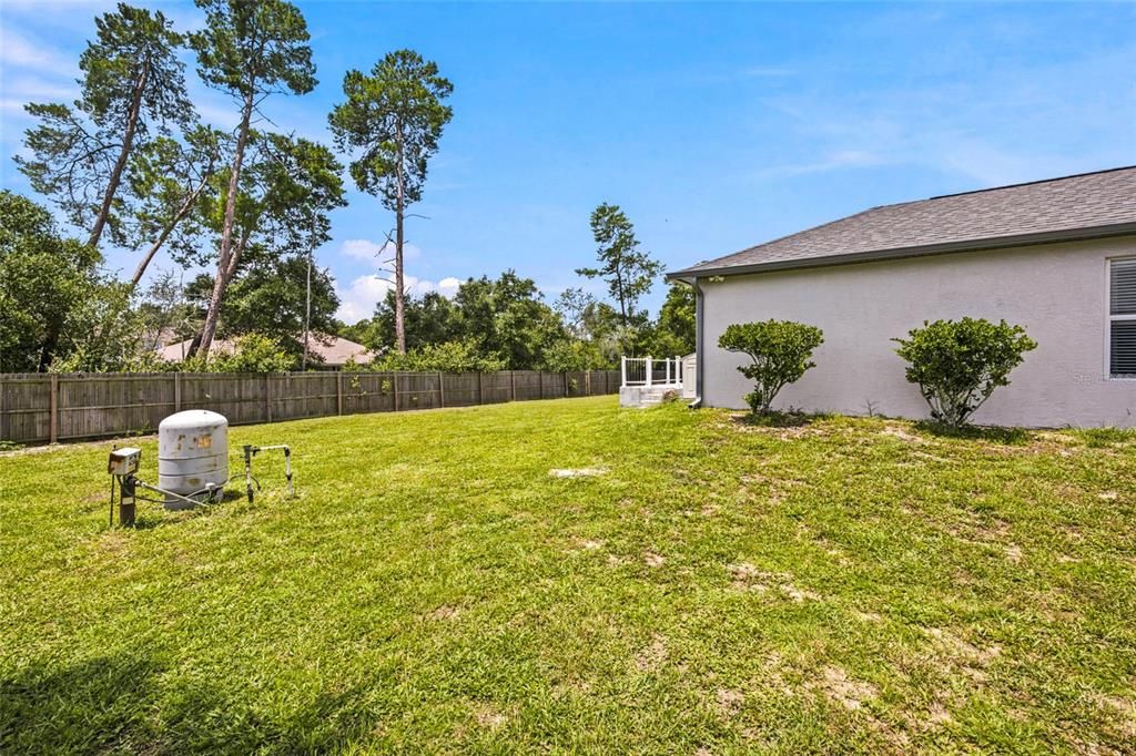 Active With Contract: $439,900 (4 beds, 2 baths, 2238 Square Feet)