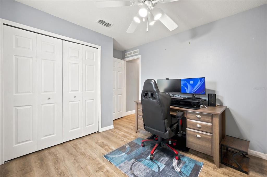 Active With Contract: $439,900 (4 beds, 2 baths, 2238 Square Feet)