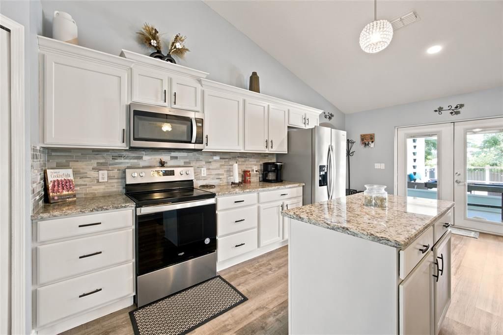 Active With Contract: $439,900 (4 beds, 2 baths, 2238 Square Feet)