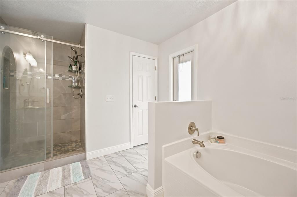 Active With Contract: $439,900 (4 beds, 2 baths, 2238 Square Feet)