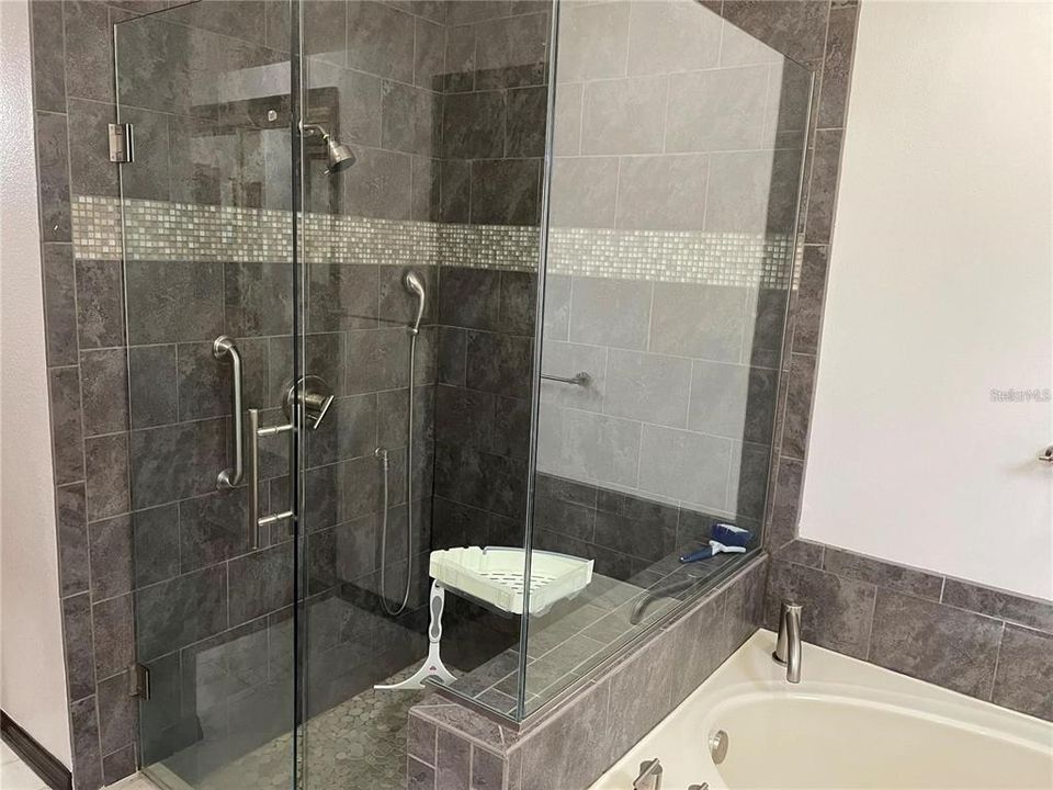 В аренду: $3,750 (4 спален, 3 ванн, 4126 Квадратных фут)
