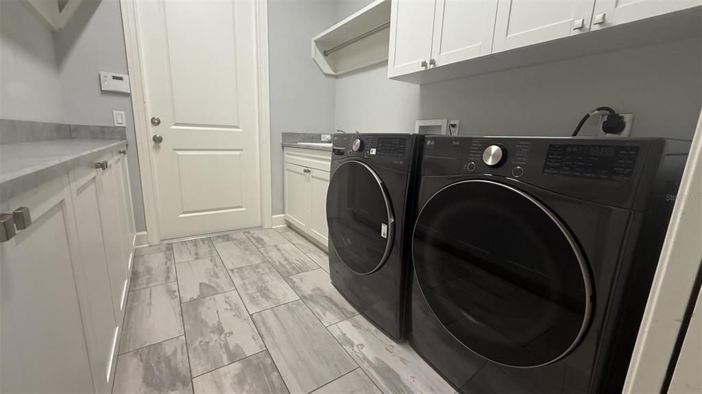 В аренду: $4,100 (4 спален, 3 ванн, 2607 Квадратных фут)