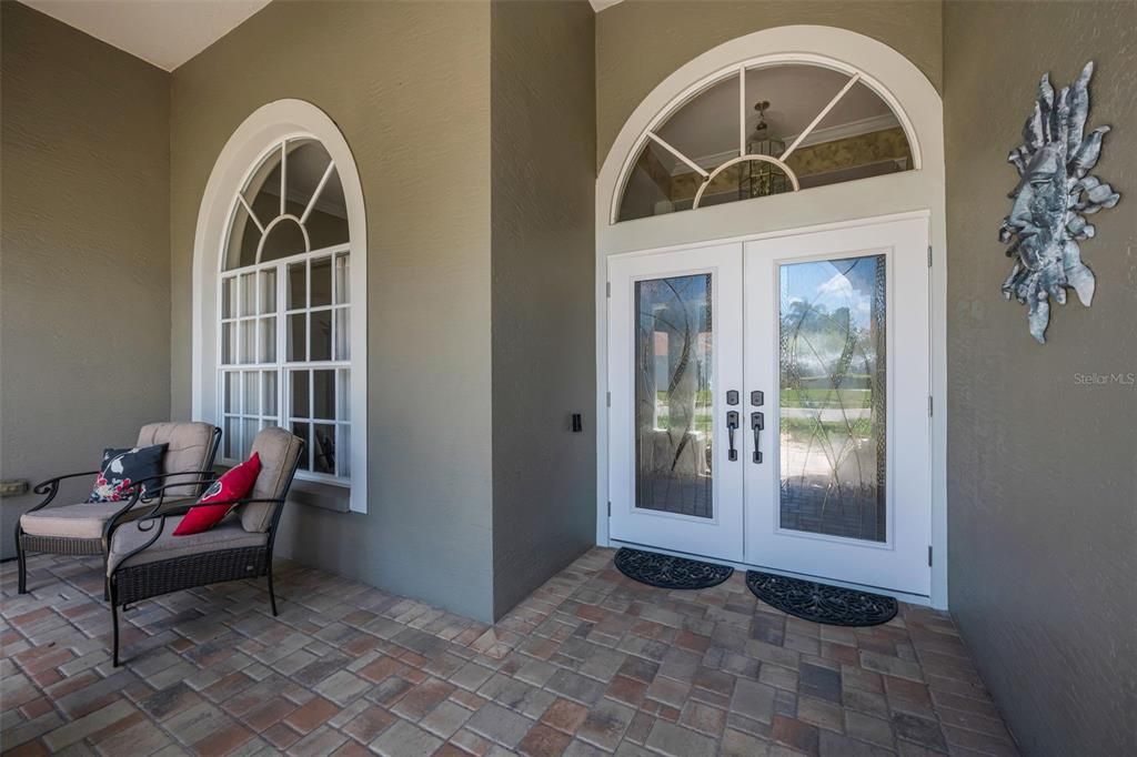 En Venta: $679,900 (5 camas, 3 baños, 2680 Pies cuadrados)