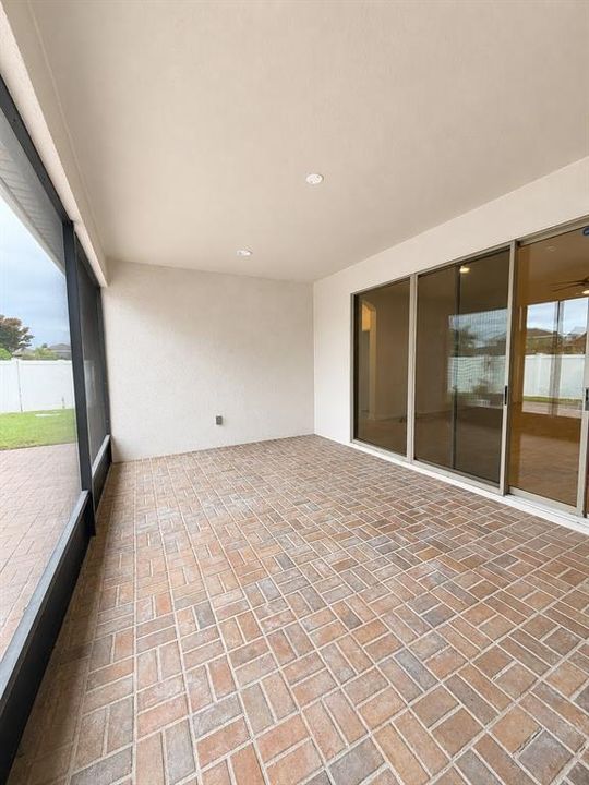 En Renta: $3,300 (4 camas, 3 baños, 2804 Pies cuadrados)