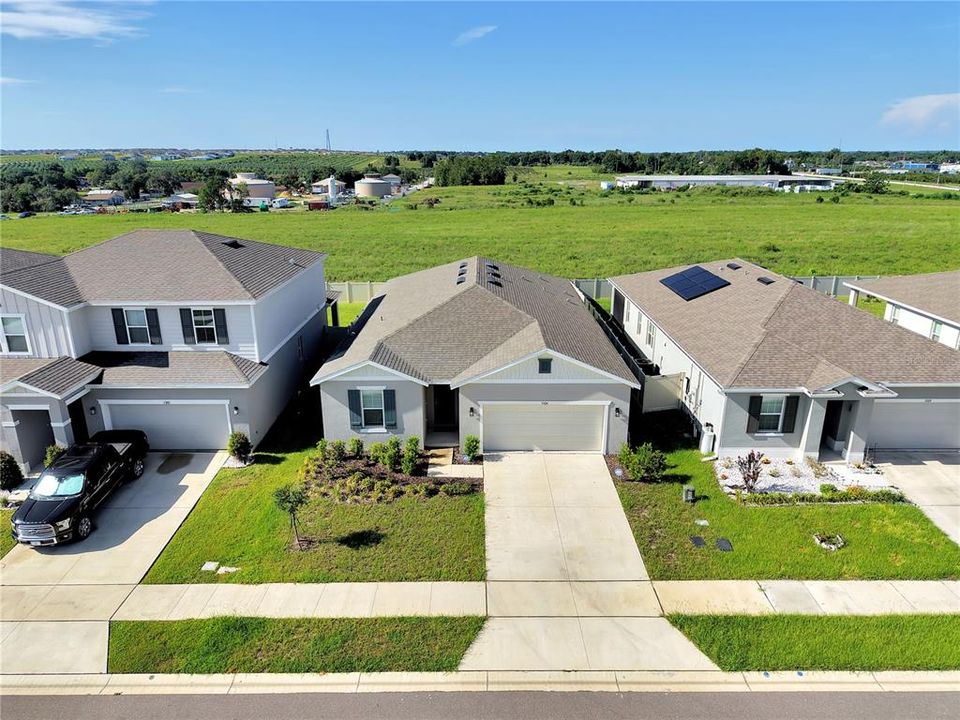 For Rent: $2,300 (4 beds, 3 baths, 2200 Square Feet)