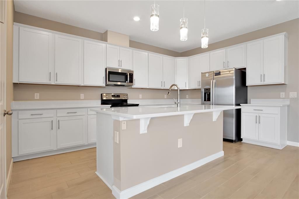 For Rent: $2,300 (4 beds, 3 baths, 2200 Square Feet)