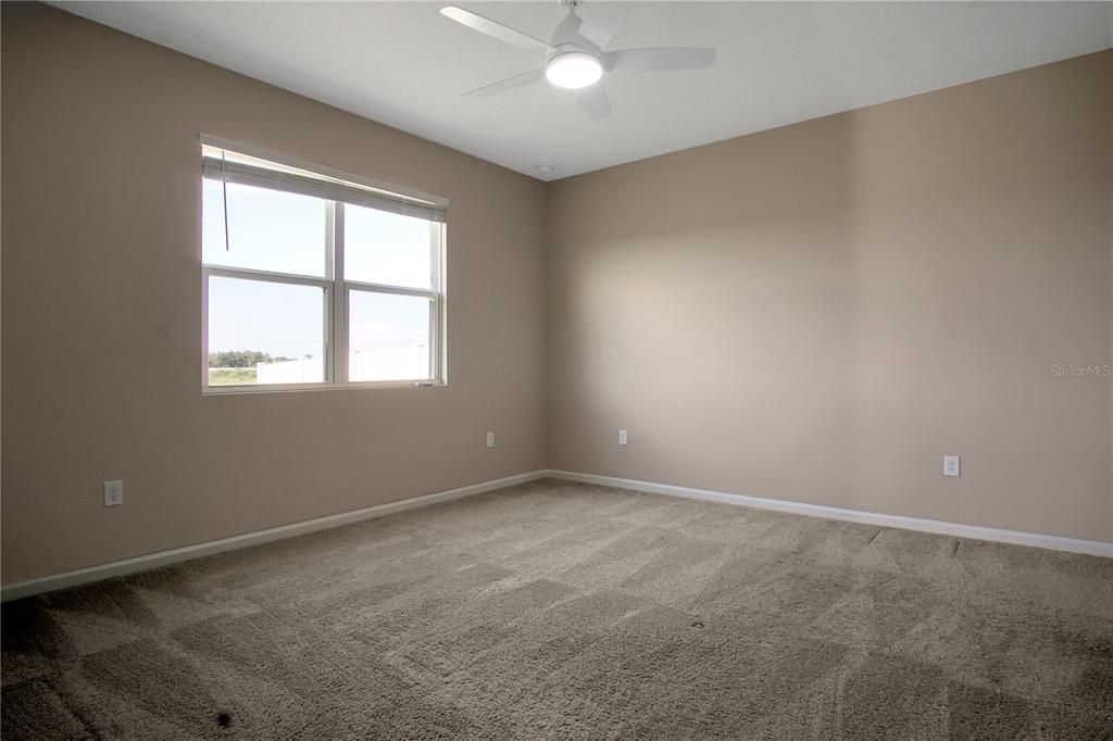 For Rent: $2,300 (4 beds, 3 baths, 2200 Square Feet)