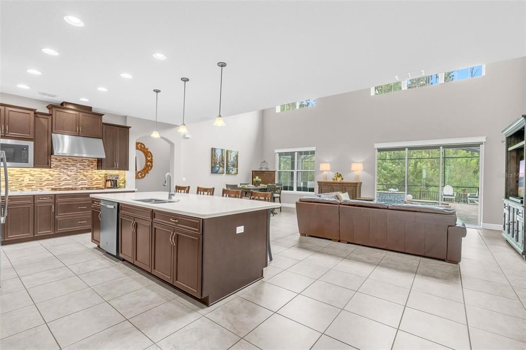For Sale: $1,099,000 (6 beds, 5 baths, 4741 Square Feet)
