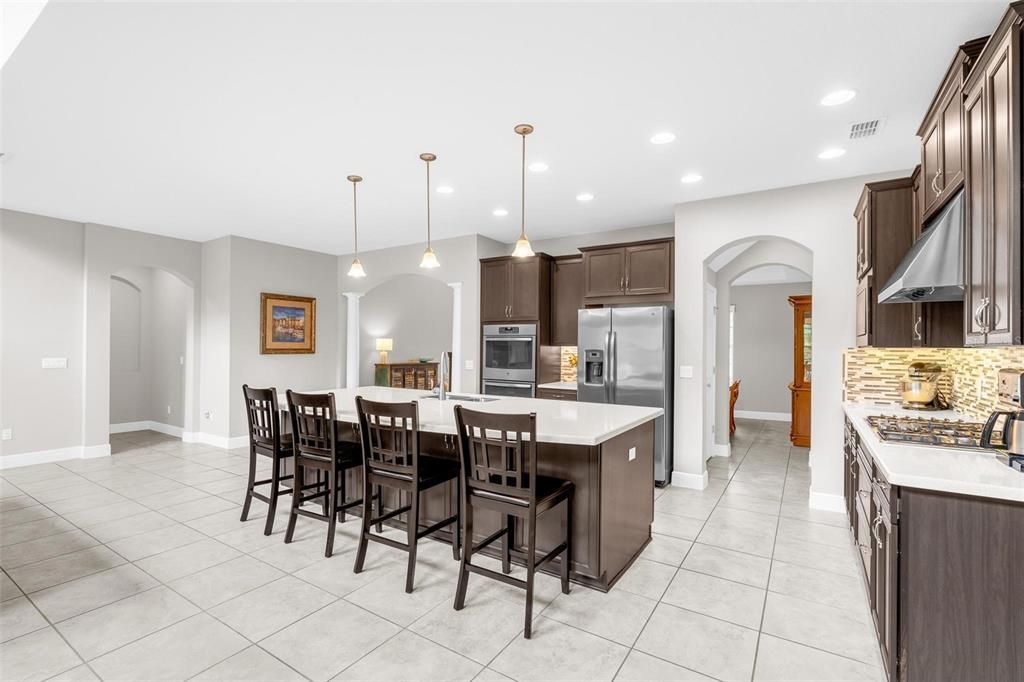 For Sale: $1,099,000 (6 beds, 5 baths, 4741 Square Feet)