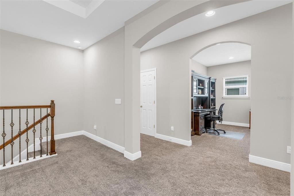 For Sale: $1,099,000 (6 beds, 5 baths, 4741 Square Feet)