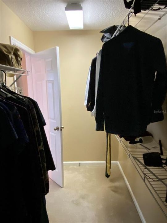 En Renta: $2,325 (3 camas, 2 baños, 1628 Pies cuadrados)