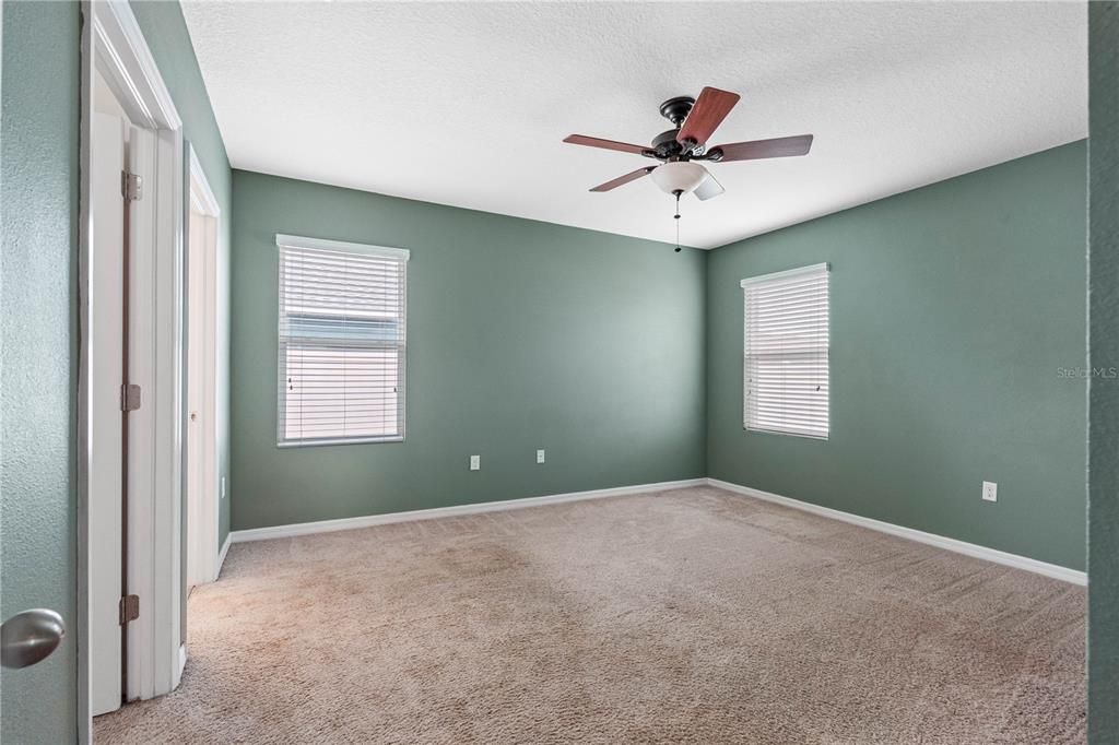 For Sale: $349,900 (3 beds, 2 baths, 1626 Square Feet)