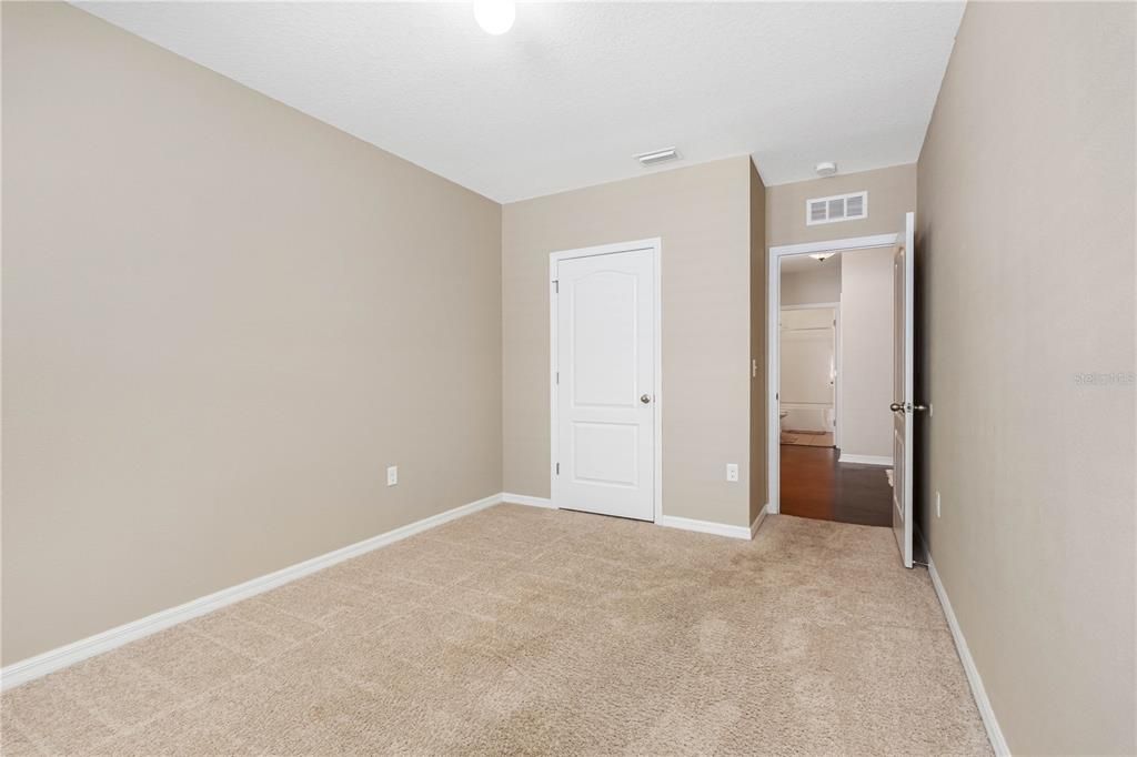 For Sale: $349,900 (3 beds, 2 baths, 1626 Square Feet)