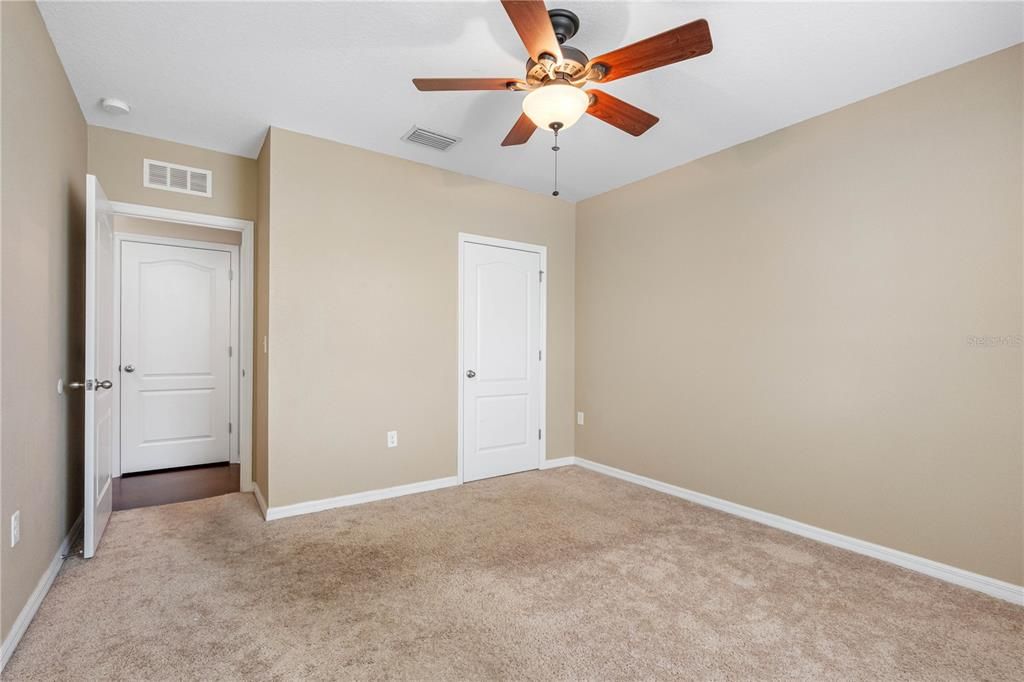 For Sale: $349,900 (3 beds, 2 baths, 1626 Square Feet)