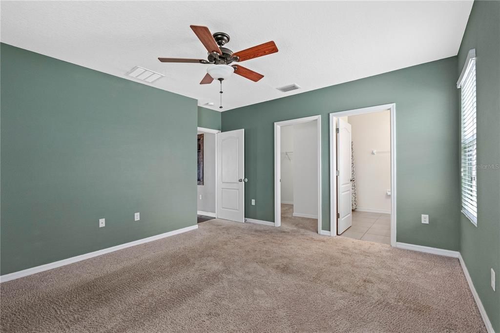 For Sale: $349,900 (3 beds, 2 baths, 1626 Square Feet)