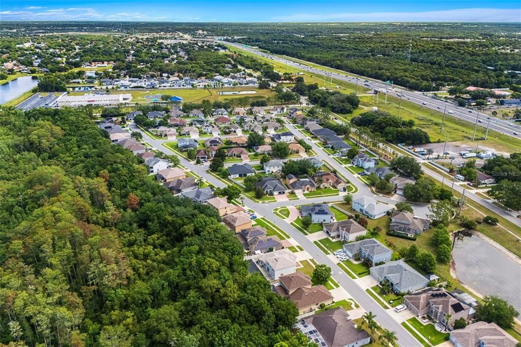 Activo con contrato: $699,900 (5 camas, 3 baños, 3484 Pies cuadrados)