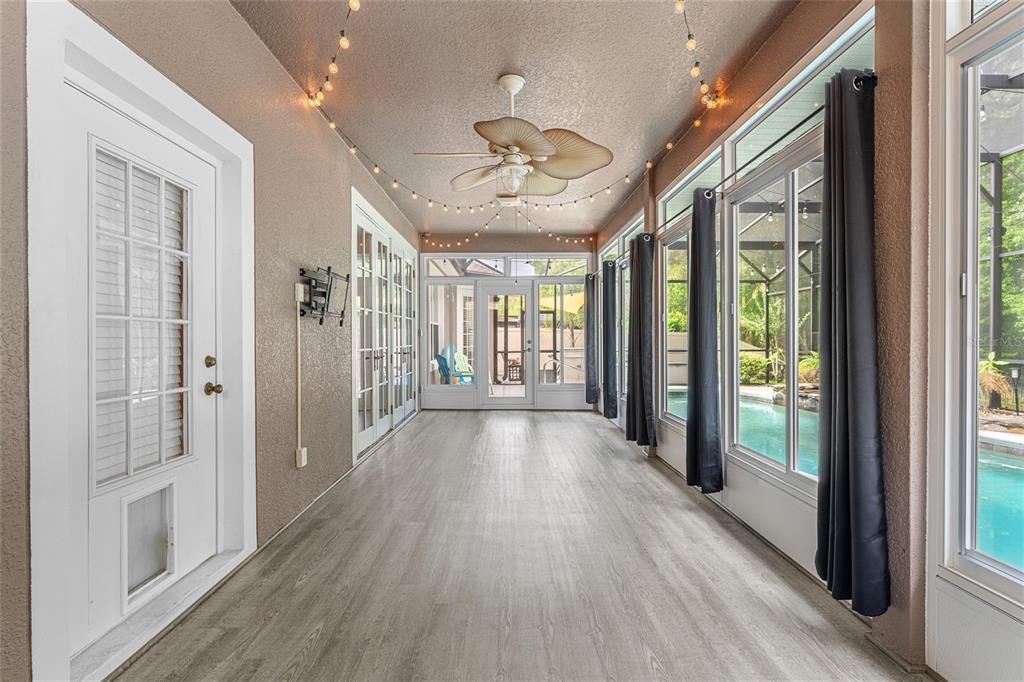 Activo con contrato: $699,900 (5 camas, 3 baños, 3484 Pies cuadrados)