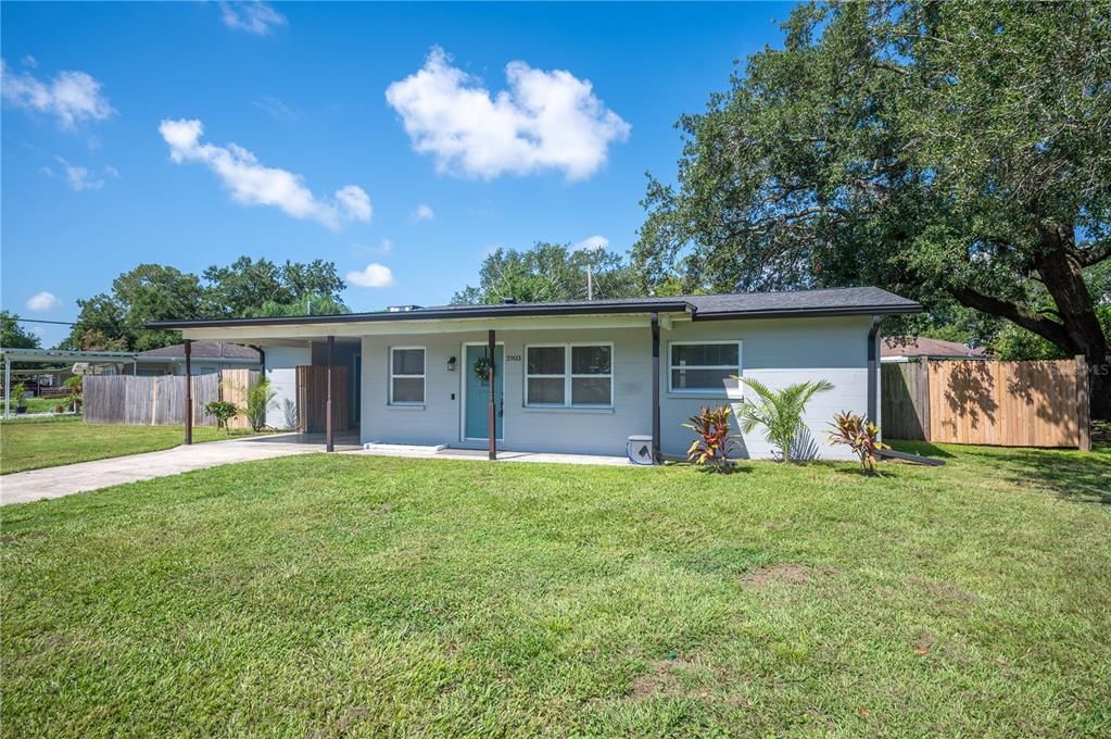 For Sale: $250,000 (3 beds, 1 baths, 1048 Square Feet)