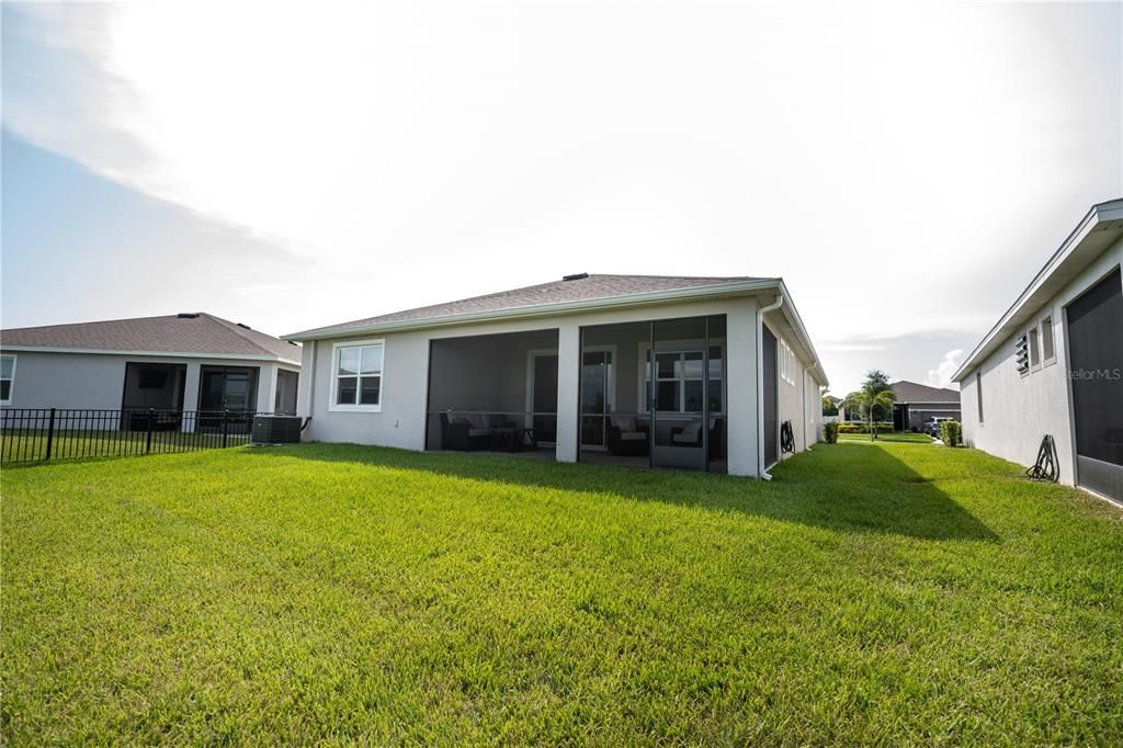 For Rent: $2,950 (4 beds, 2 baths, 2046 Square Feet)