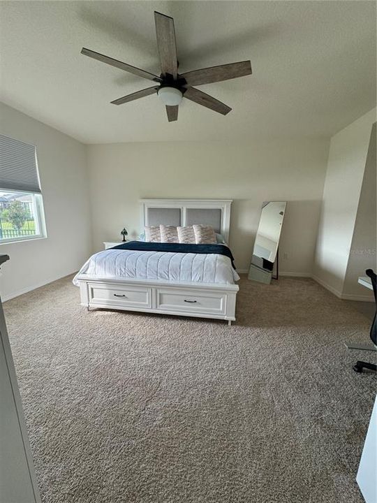 For Rent: $2,950 (4 beds, 2 baths, 2046 Square Feet)