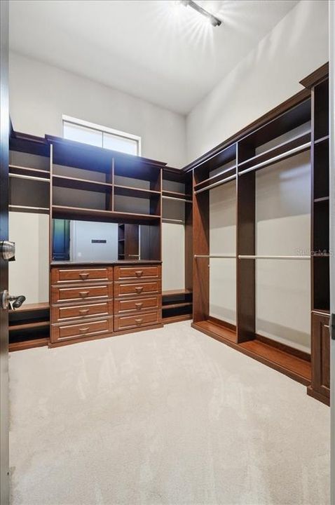 En Venta: $3,250,000 (4 camas, 4 baños, 5616 Pies cuadrados)