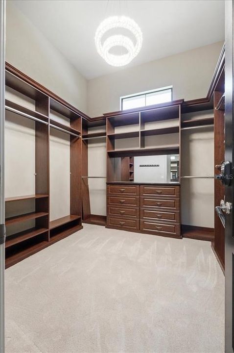 En Venta: $3,250,000 (4 camas, 4 baños, 5616 Pies cuadrados)