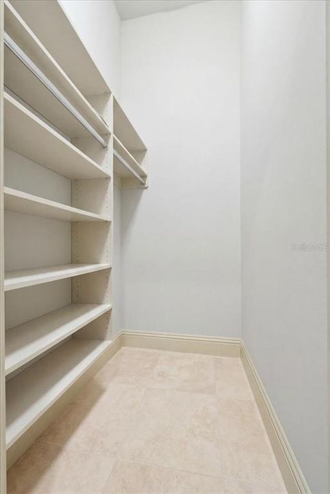 En Venta: $3,250,000 (4 camas, 4 baños, 5616 Pies cuadrados)