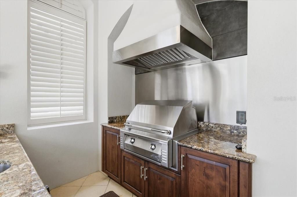 En Venta: $3,250,000 (4 camas, 4 baños, 5616 Pies cuadrados)