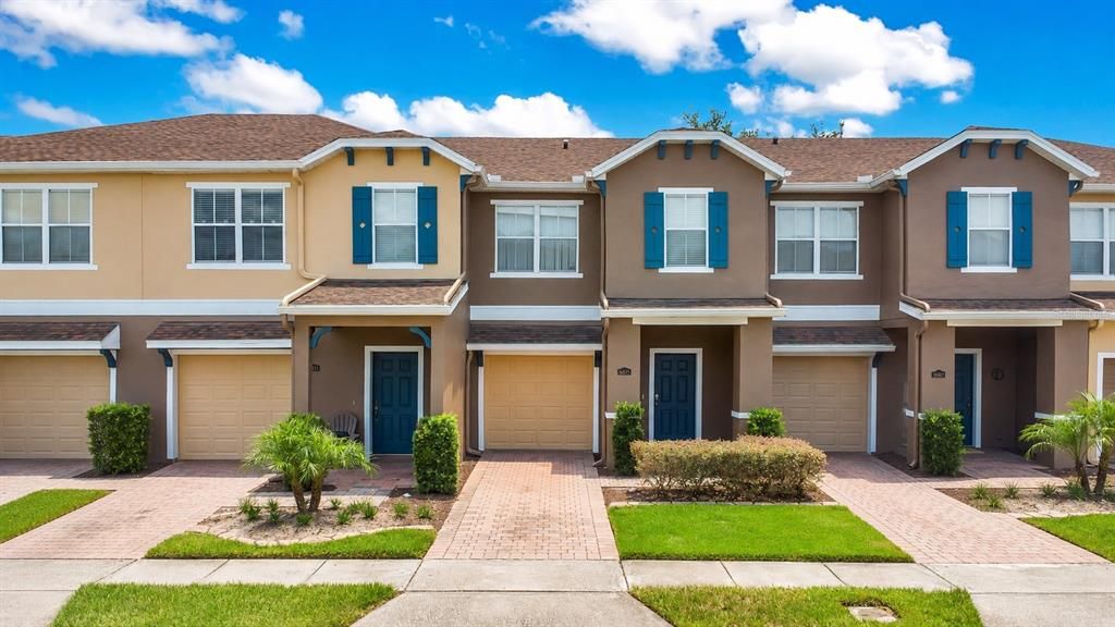 For Sale: $275,000 (2 beds, 2 baths, 1322 Square Feet)
