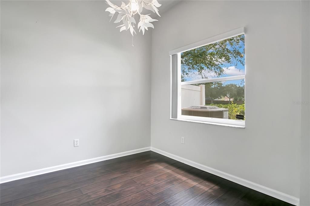 For Sale: $275,000 (2 beds, 2 baths, 1322 Square Feet)