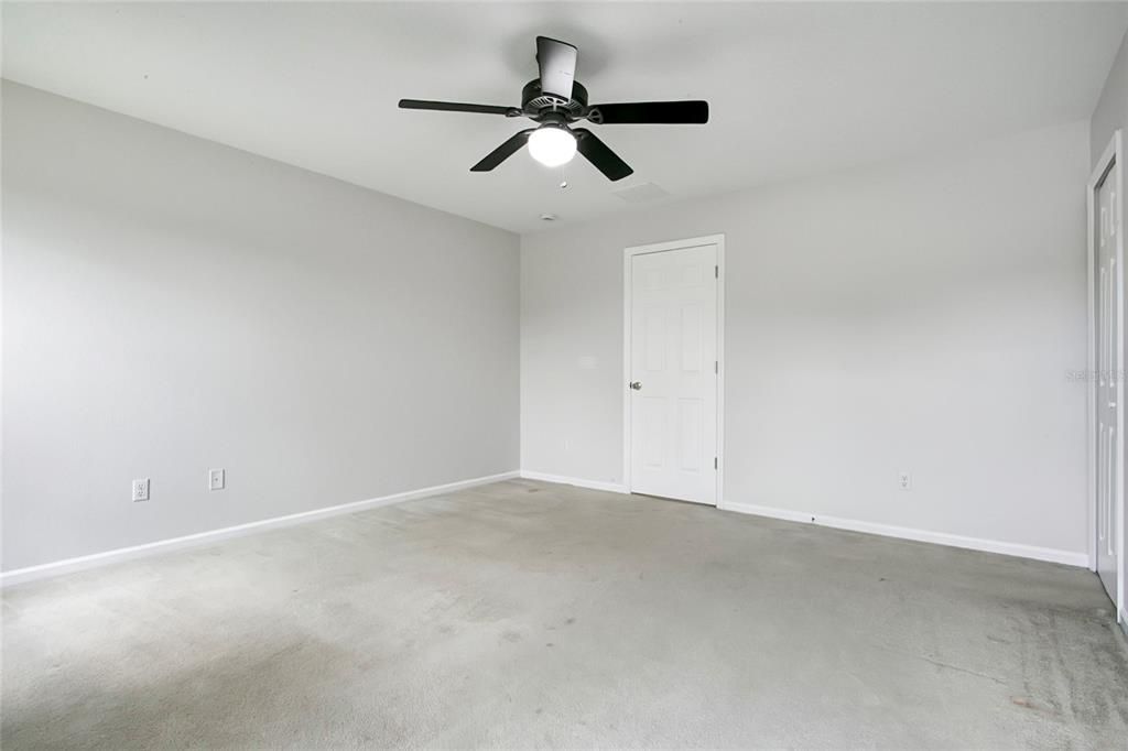 For Sale: $275,000 (2 beds, 2 baths, 1322 Square Feet)