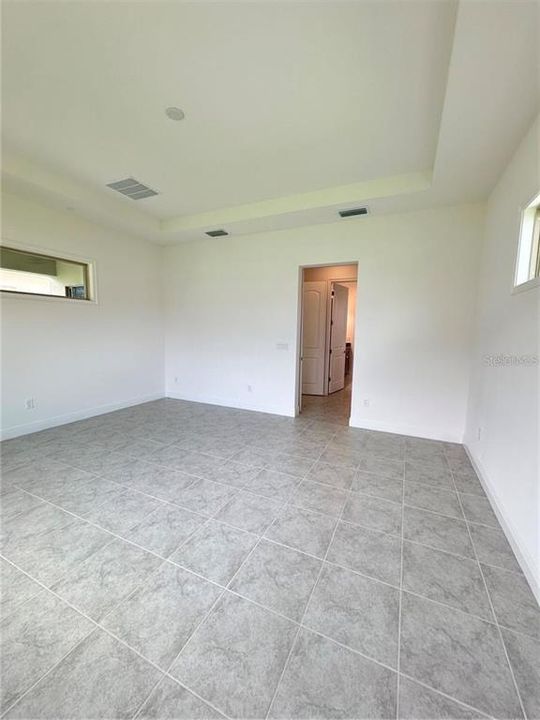 En Renta: $4,100 (5 camas, 4 baños, 3180 Pies cuadrados)