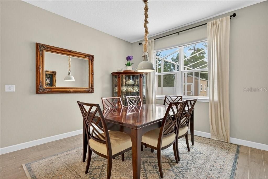 For Sale: $635,000 (4 beds, 3 baths, 2307 Square Feet)