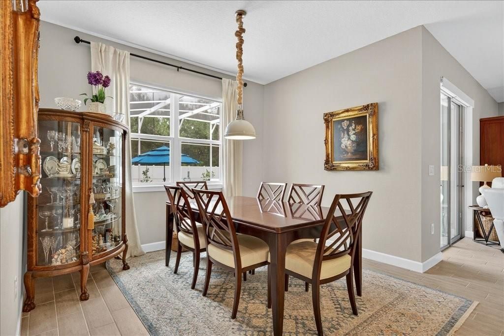 For Sale: $635,000 (4 beds, 3 baths, 2307 Square Feet)