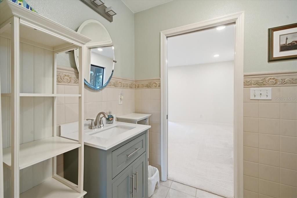 Activo con contrato: $849,000 (4 camas, 3 baños, 2575 Pies cuadrados)