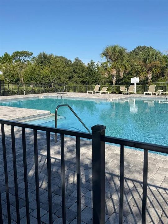 Active With Contract: $2,495 (4 beds, 3 baths, 2719 Square Feet)