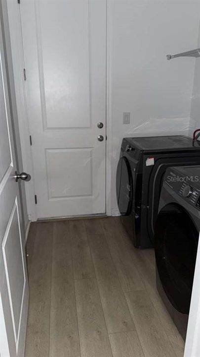 Active With Contract: $2,495 (4 beds, 3 baths, 2719 Square Feet)