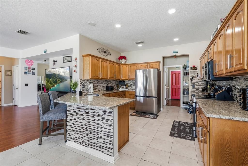 En Venta: $475,000 (5 camas, 3 baños, 3510 Pies cuadrados)