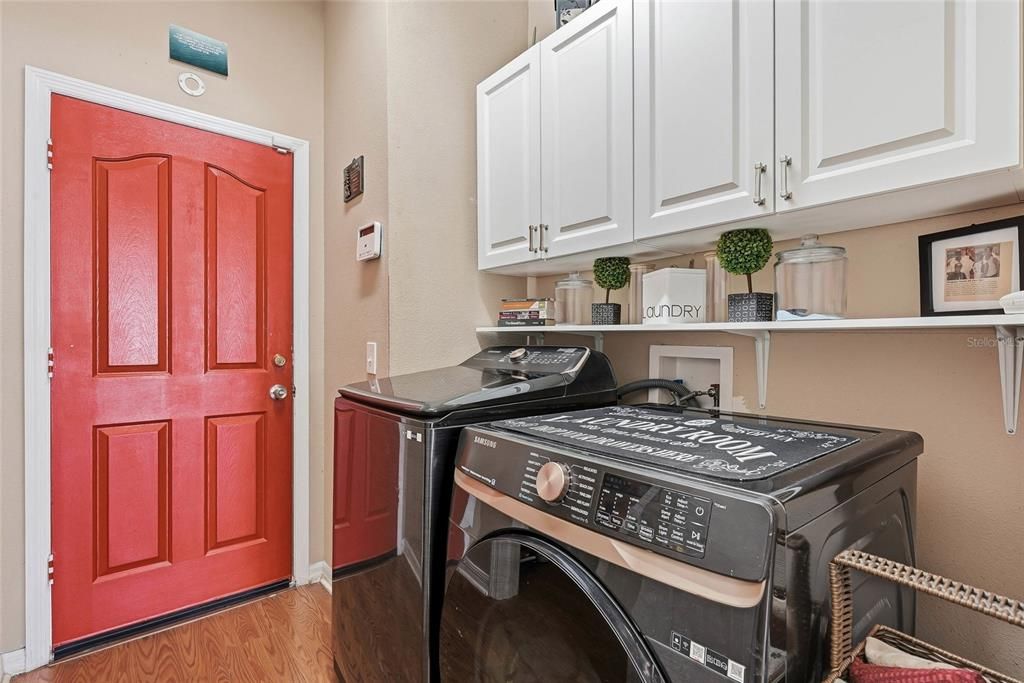 En Venta: $475,000 (5 camas, 3 baños, 3510 Pies cuadrados)