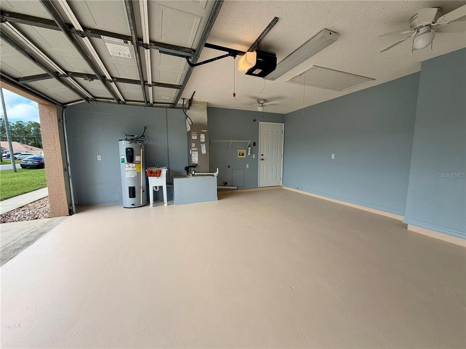 For Sale: $265,000 (3 beds, 2 baths, 1282 Square Feet)