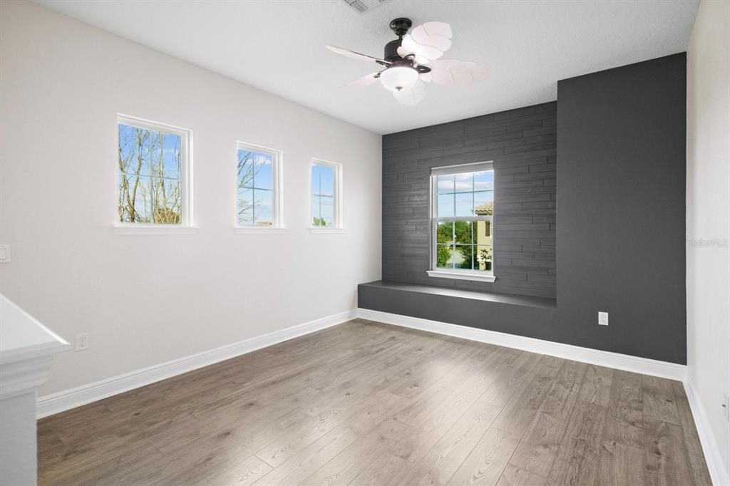 For Rent: $2,950 (3 beds, 2 baths, 1956 Square Feet)
