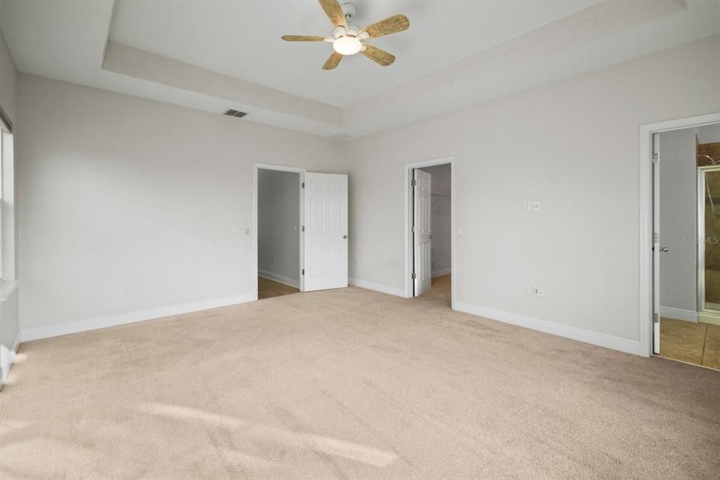 For Rent: $2,950 (3 beds, 2 baths, 1956 Square Feet)