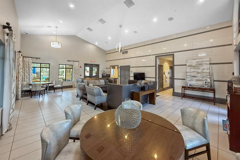 For Rent: $2,950 (3 beds, 2 baths, 1956 Square Feet)
