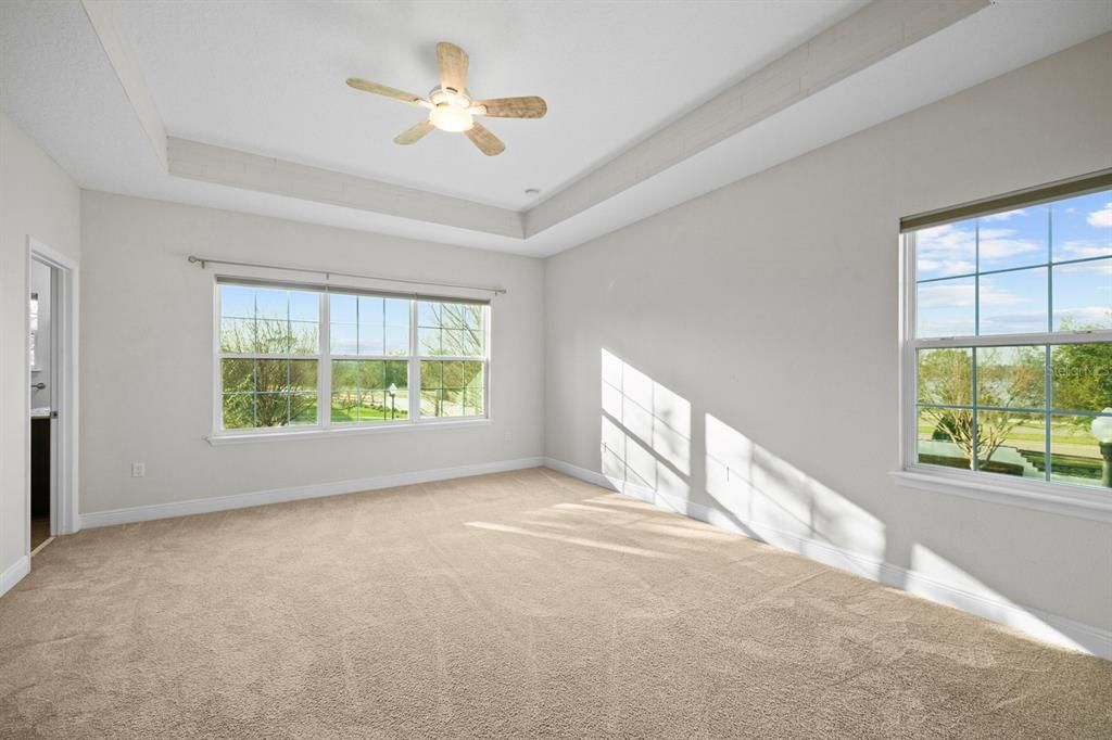 For Rent: $2,950 (3 beds, 2 baths, 1956 Square Feet)