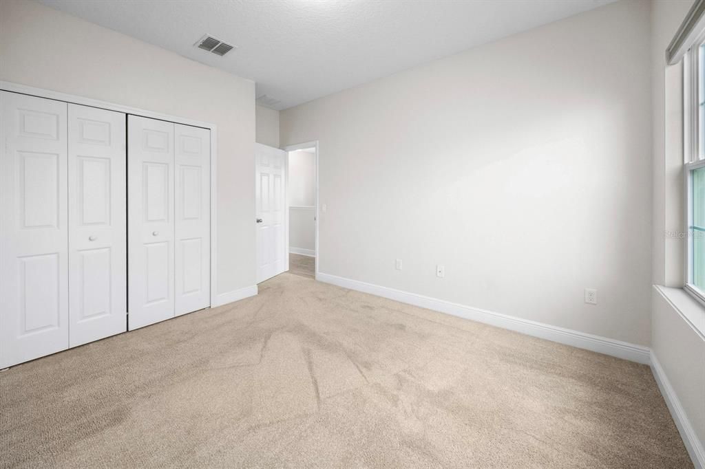 For Rent: $2,950 (3 beds, 2 baths, 1956 Square Feet)