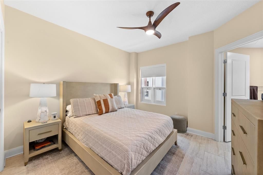 For Sale: $1,599,000 (2 beds, 2 baths, 2636 Square Feet)