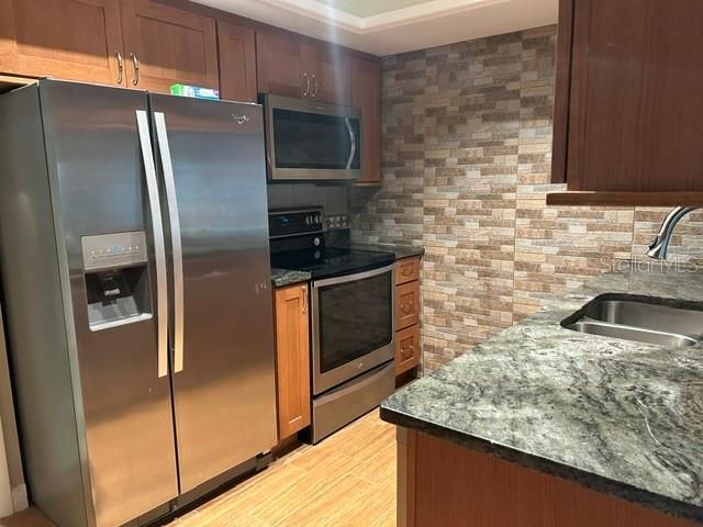 En Venta: $299,900 (2 camas, 2 baños, 1768 Pies cuadrados)