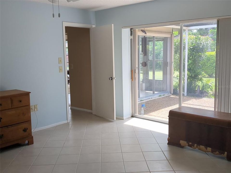 En Venta: $299,900 (2 camas, 2 baños, 1768 Pies cuadrados)