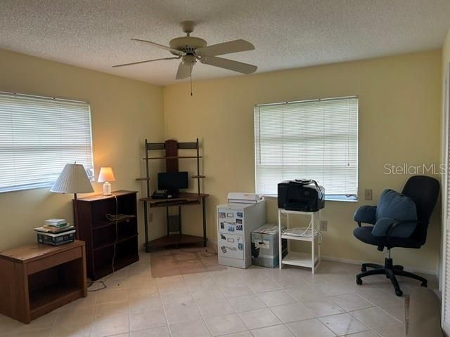 En Venta: $299,900 (2 camas, 2 baños, 1768 Pies cuadrados)